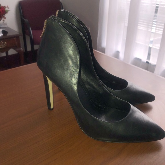 BCBG Generation Heels - Picture 2 of 5